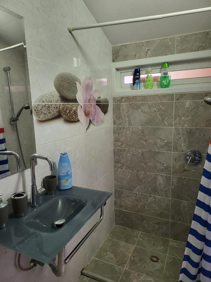 Guest House Ashdod-Beach エクステリア 写真
